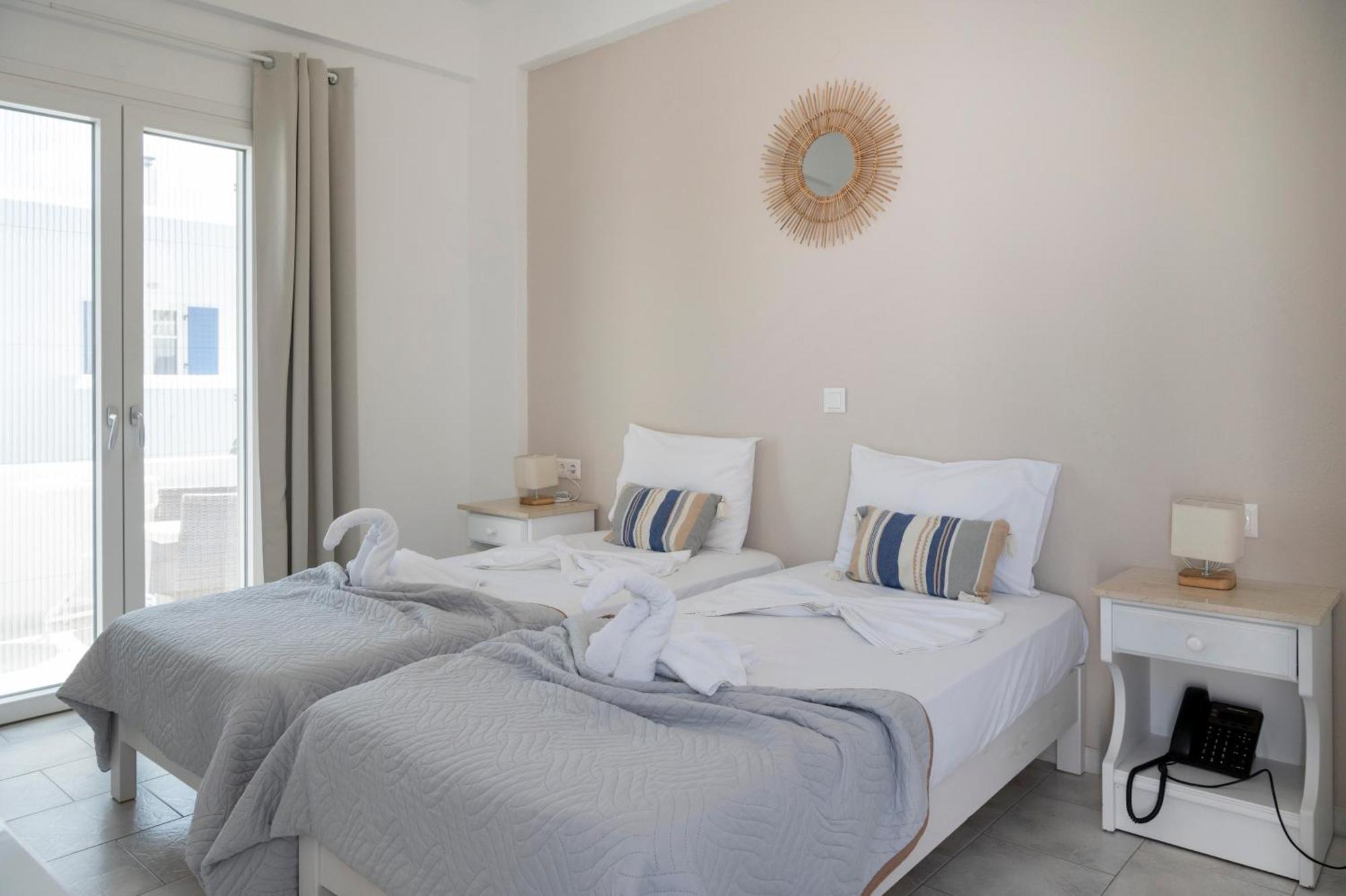 Ayeri Hotel Парос Экстерьер фото