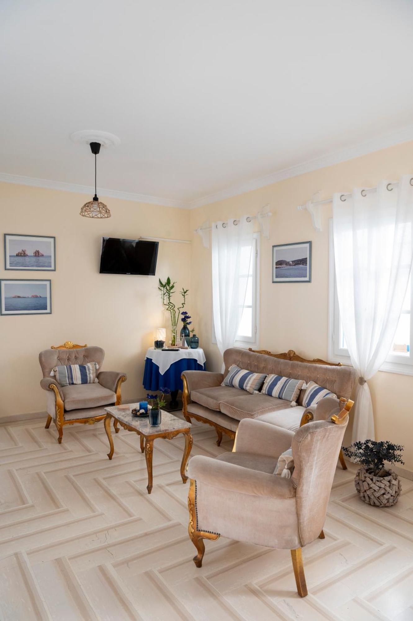 Ayeri Hotel Парос Экстерьер фото